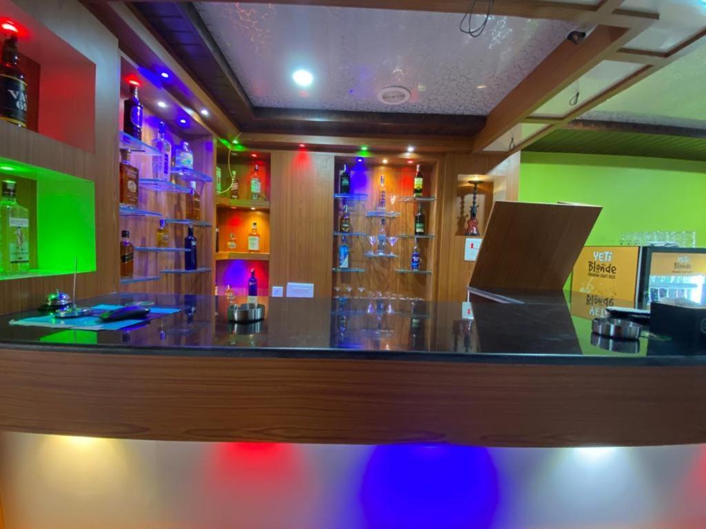 Hotel Kjs Inn Bahāsi Zewnętrze zdjęcie